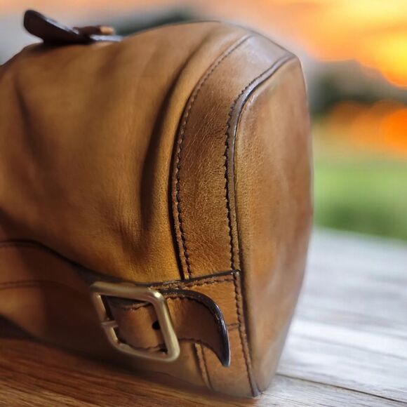 PRADA Vintage All Leather Bucket Shoulder Bag comes with COA , Dust Bag RARE Bag - Picture 2 of 16